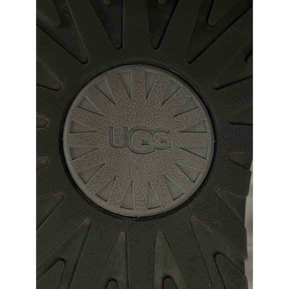 UGG Neumel Ballistic Boots Men’s Size 10 Black Urban Chukka Flap Slip On - Picture 16 of 16